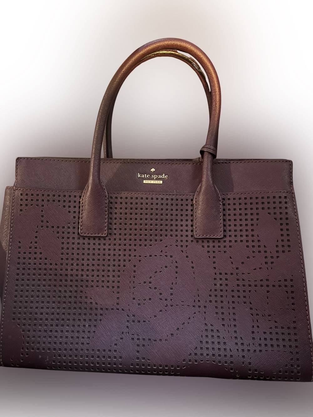kate spade plum perforated floral handbag with gold logo & shoulder strap
